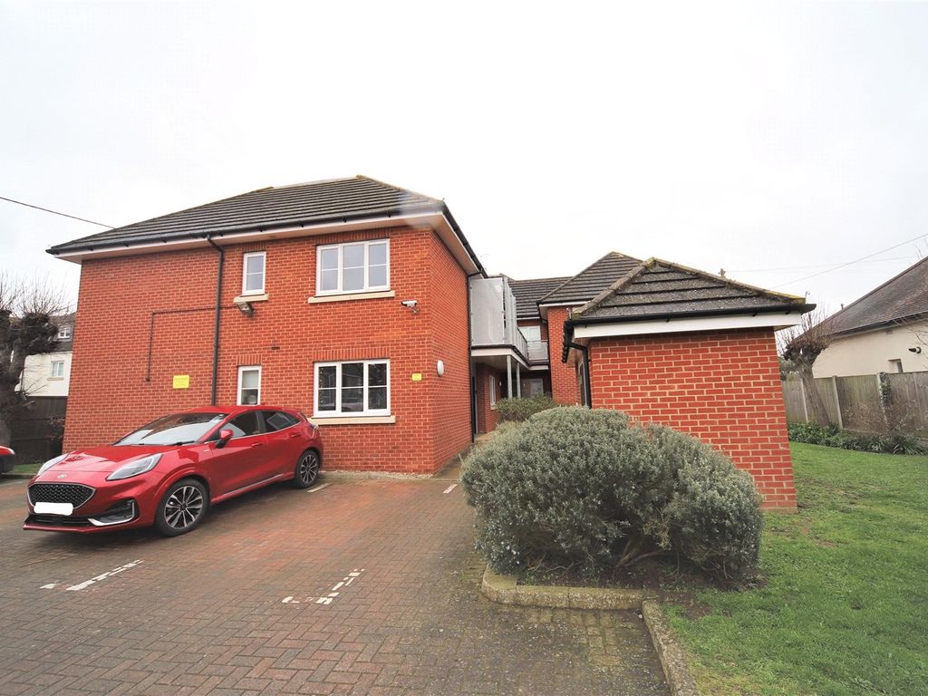 1 bed flat to rent in Corringham Road, StanfordLeHope, Essex SS17