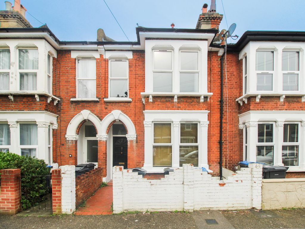 3 bed terraced house for sale in Amberley Grove, Croydon CR0, £500,000 Zoopla