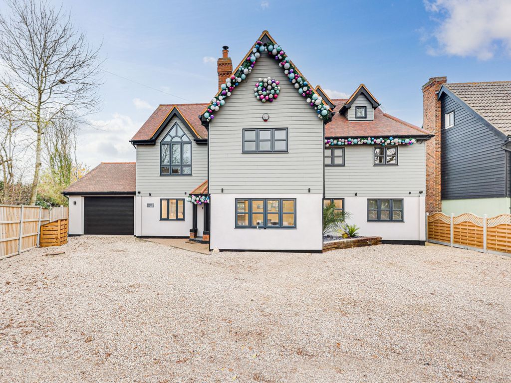 5 bed detached house for sale in Burnham Road Latchingdon, Chelmsford