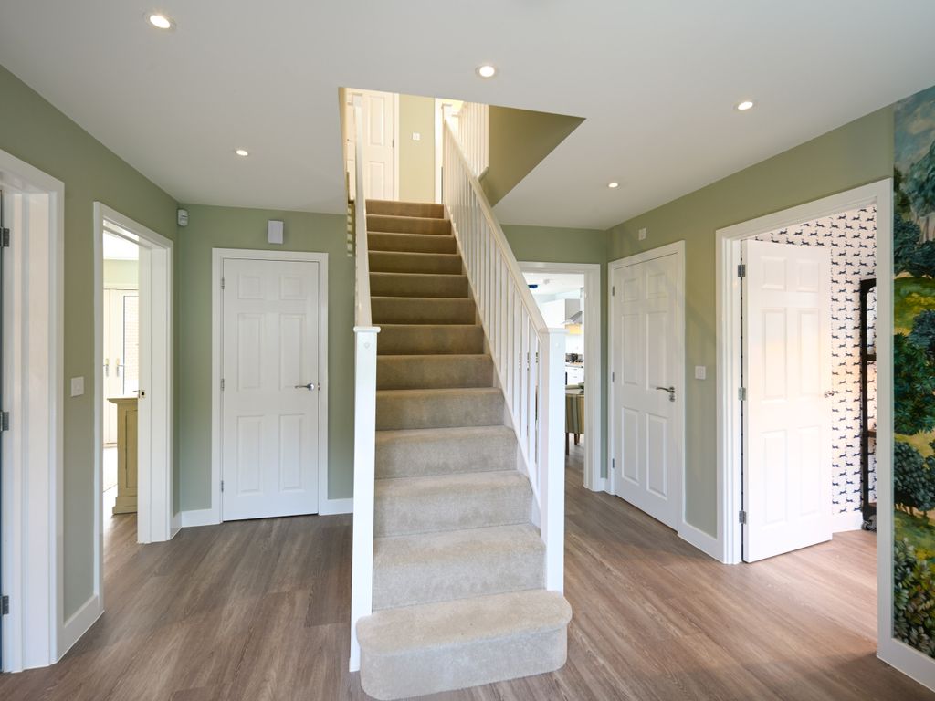 New home, 4 bed detached house for sale in Bedford Road, Houghton Regis