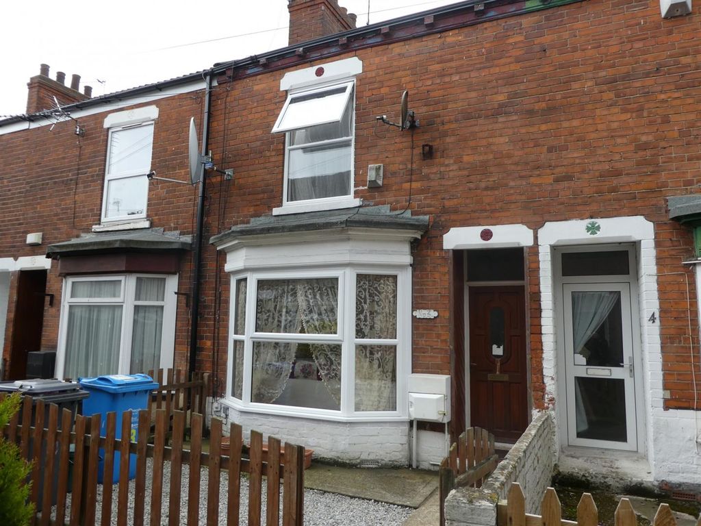 2 bed property to rent in Orpington Villas, Rensburg Street, Hull HU9