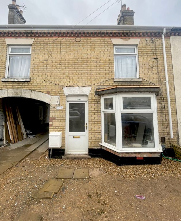 Studio to rent in Palmerston Road, Peterborough PE2, £650 pcm Zoopla