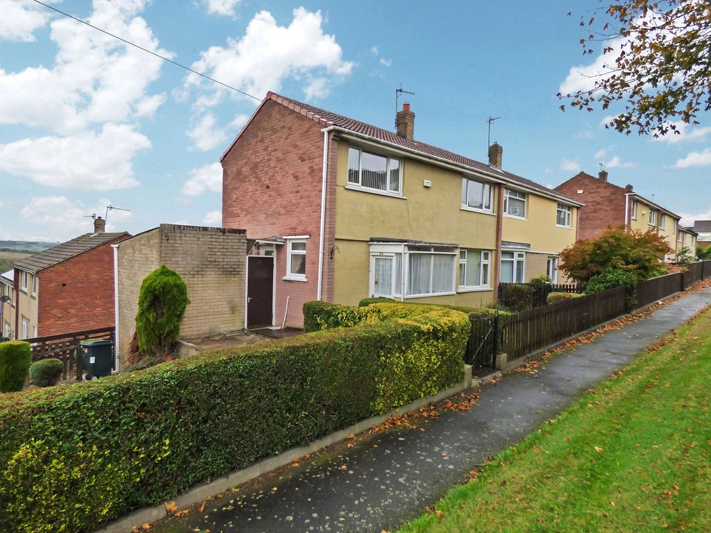 3 bed terraced house for sale in Snowdrop Close, BlaydonOnTyne NE21
