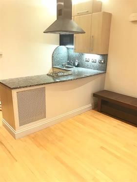 The Grove, London N3  