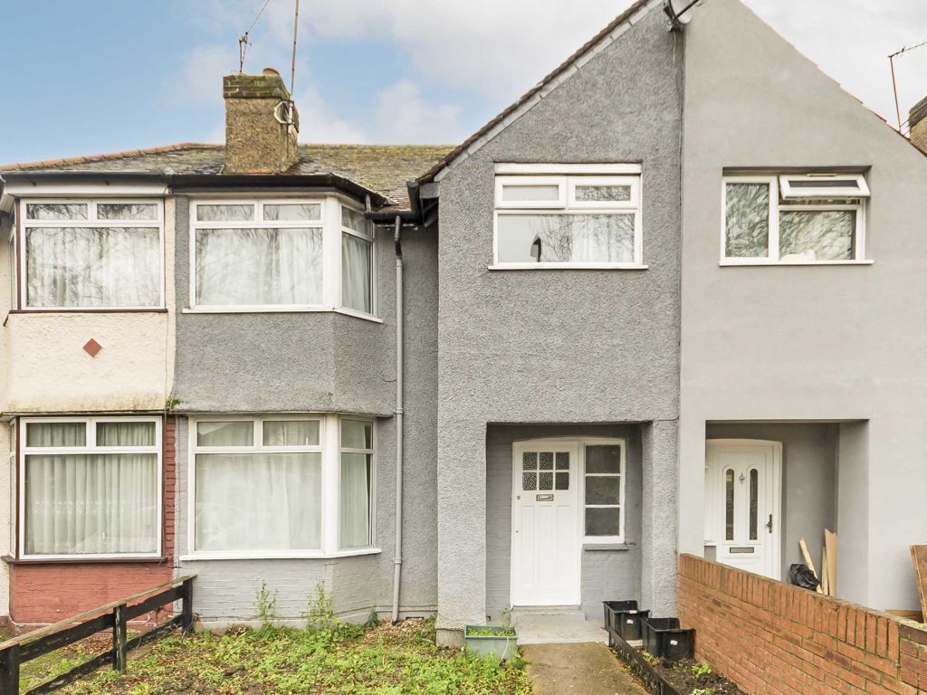 3 bed property to rent in Ruislip Road, Greenford UB6, £2,350 pcm Zoopla