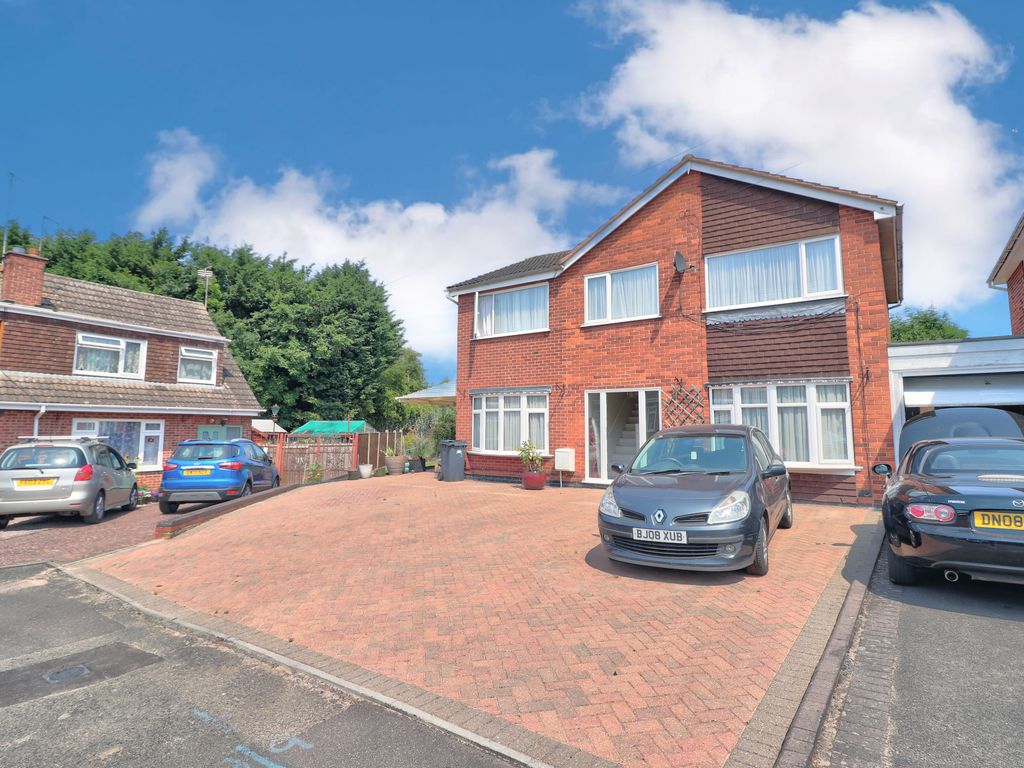 5 bed detached house for sale in Newton Leys, BurtonOnTrent DE15 Zoopla