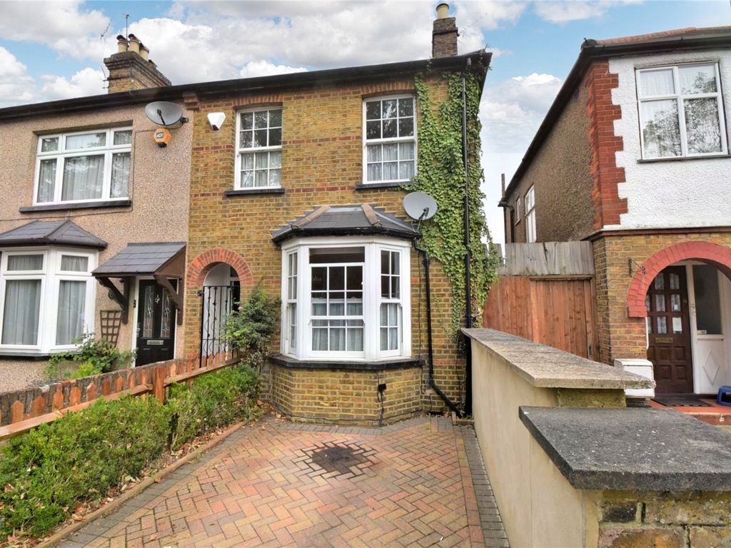 2 bed end terrace house for sale in West Drayton Road, Hillingdon