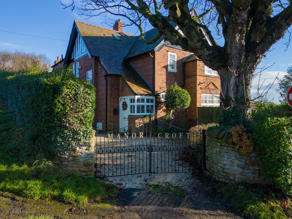 5 bed detached house for sale in Yedmandale Road, West Ayton