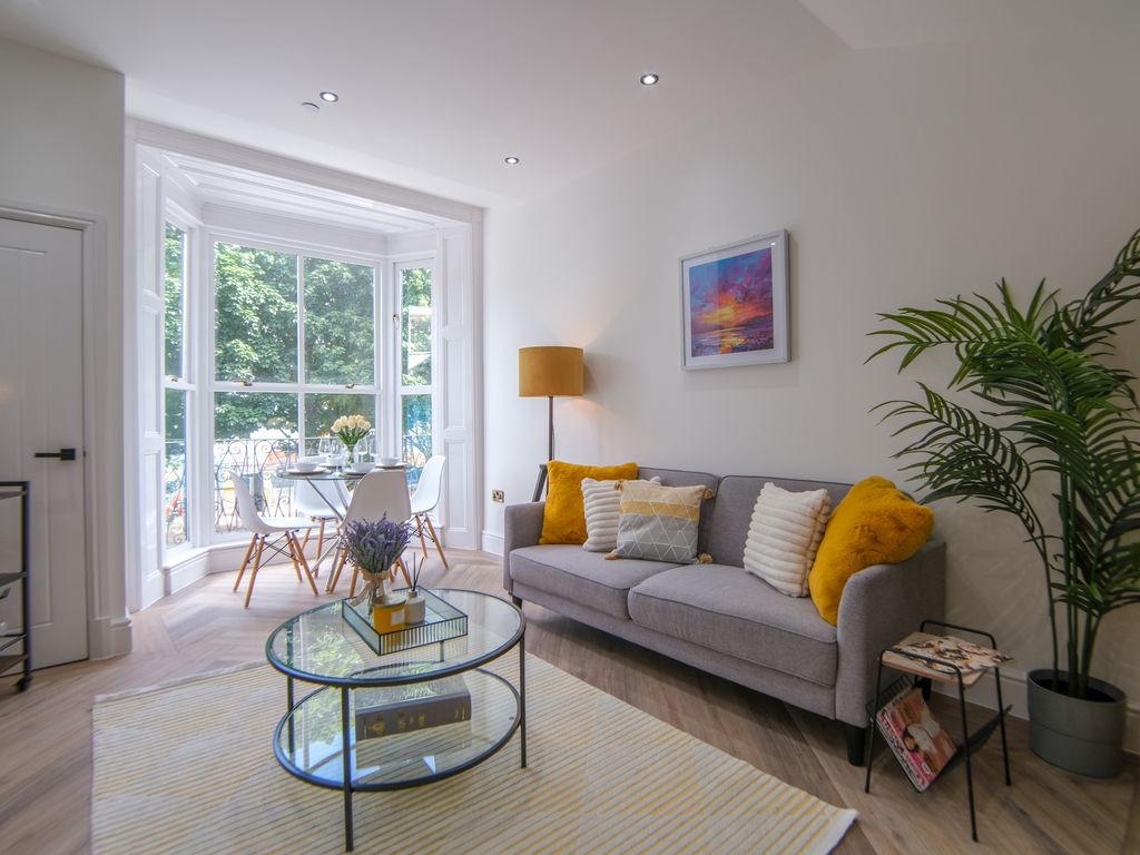 3 bed flat for sale in Apartment One Southend Heights, Mumbles, Swansea