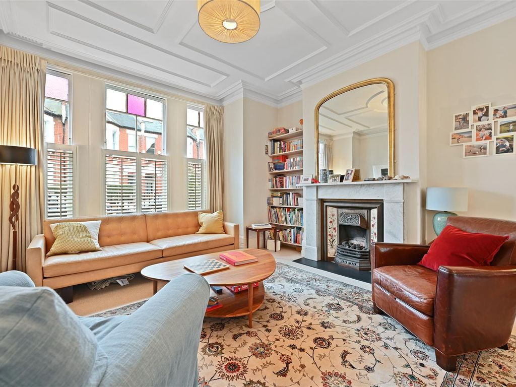 4 bed property for sale in Bolingbroke Road, London W14 Zoopla
