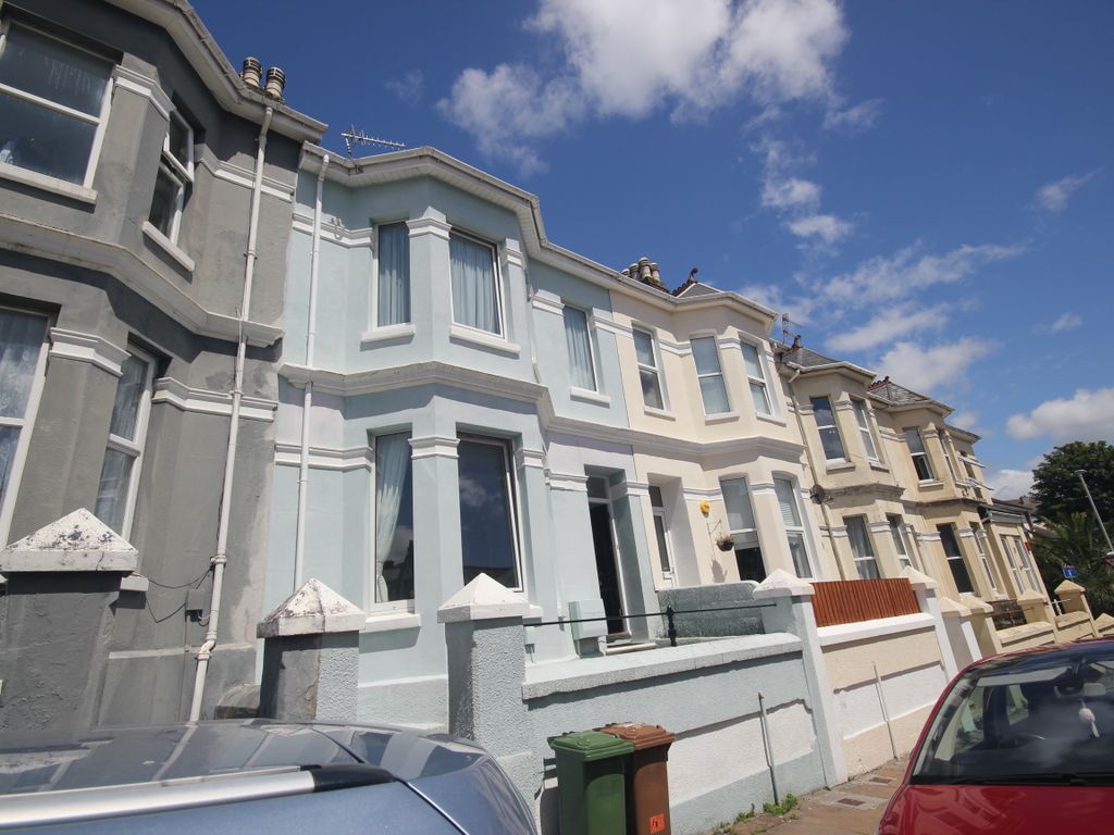 3 bed terraced house to rent in Ashford Road, Mutley, Plymouth PL4, £
