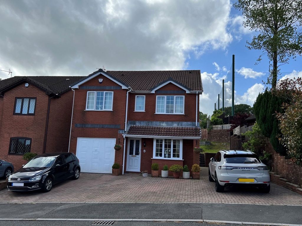 Birchwood Close, Blackwood NP12  