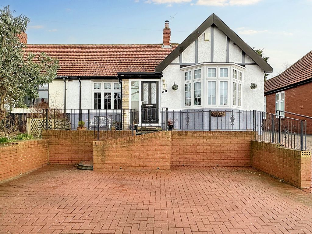 2 bed bungalow for sale in Elmsleigh Gardens, Cleadon, Sunderland SR6