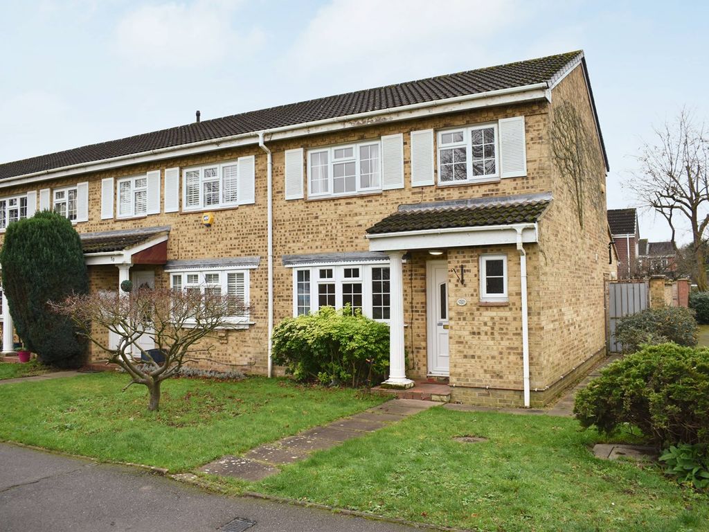 3 bed end terrace house to rent in Colne Drive, Walton On Thames
