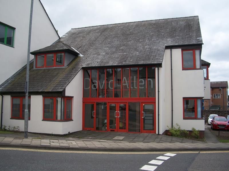 Office to let in First Floor, Prosper House Guard Street, Workington CA14, £13,500 pa Zoopla
