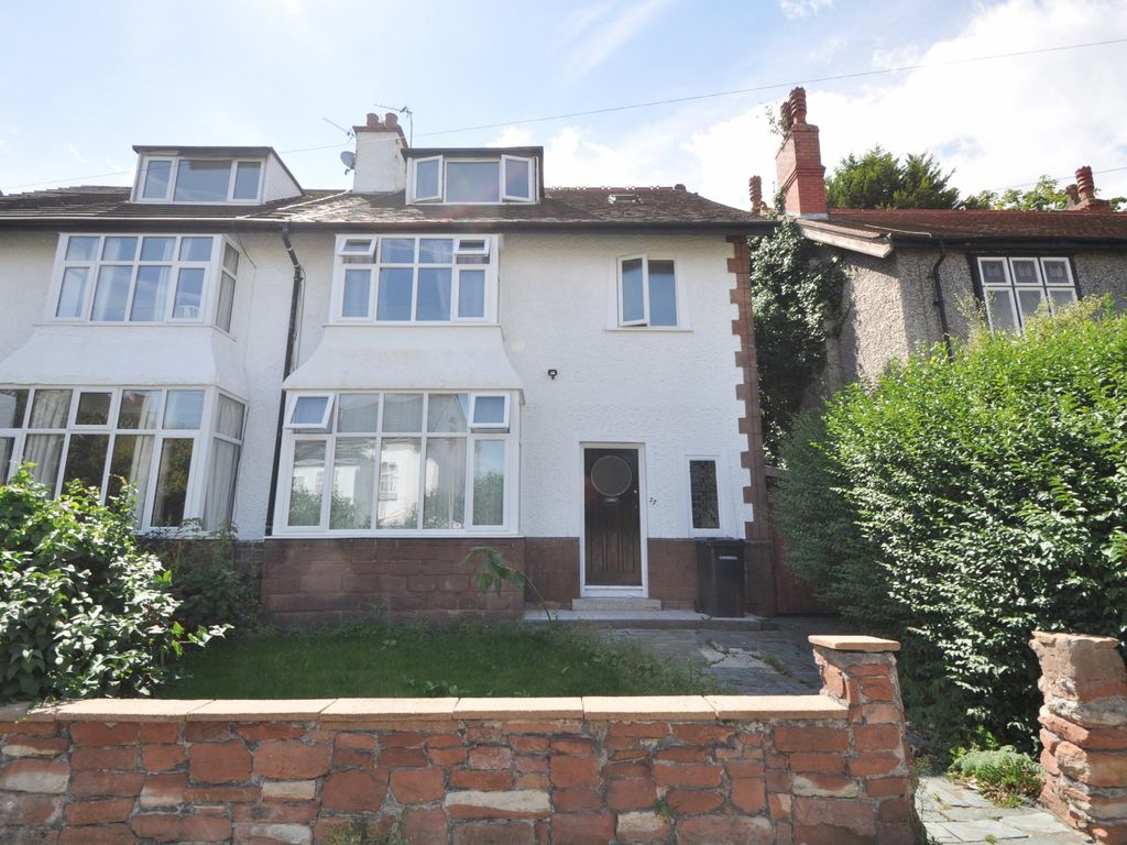 4 bed semidetached house to rent in St. James Road, New Brighton