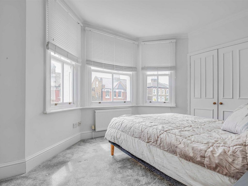 2 bed flat for sale in St. Quintin Avenue, London W10, £595,000 Zoopla