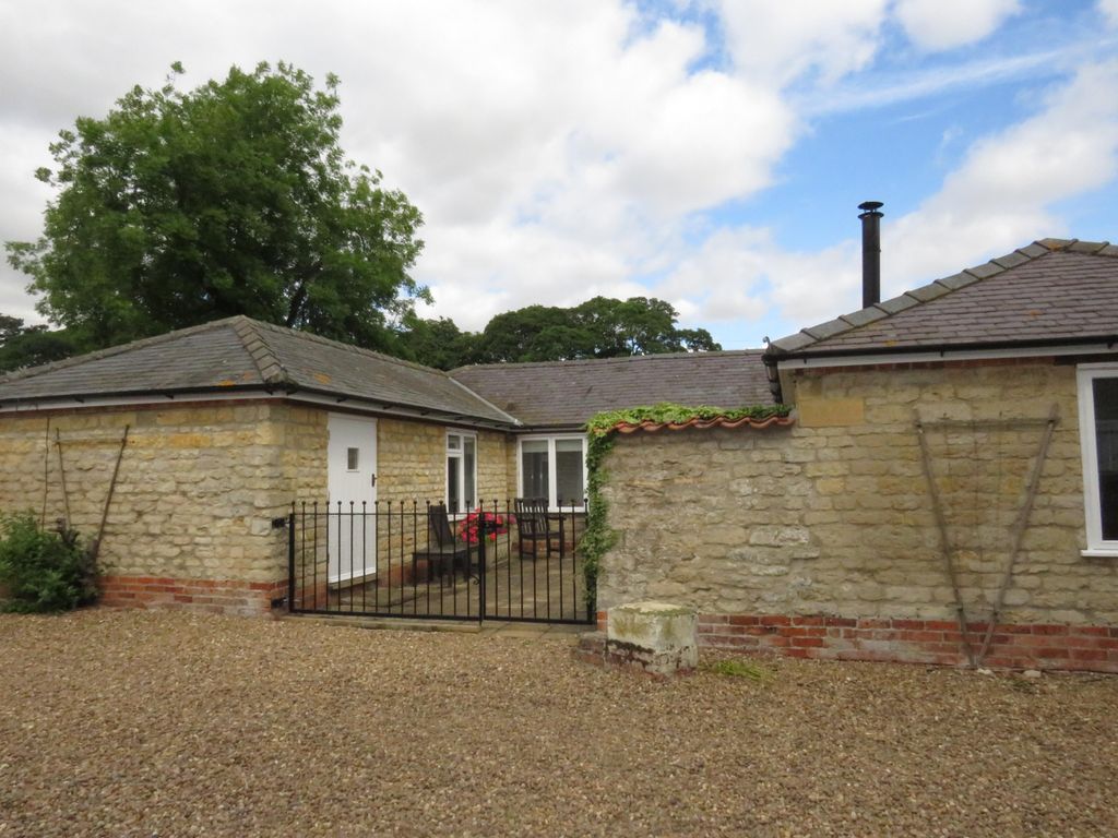 2 bed bungalow to rent in Wellingore, Lincoln LN5 Zoopla