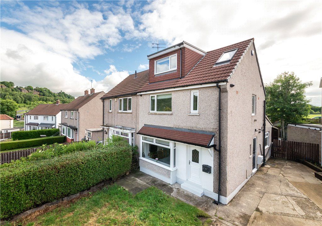 5 bed semidetached house for sale in Bank View, Baildon, West