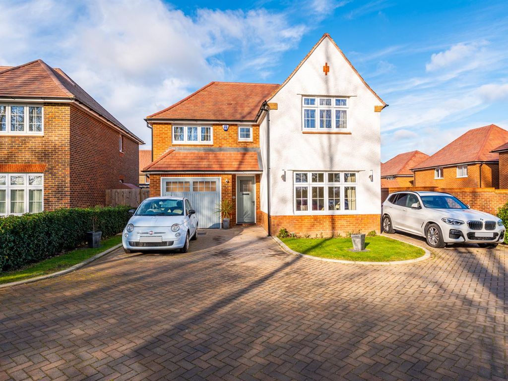 4 bed detached house for sale in Bramling Way, Rainham, Gillingham ME8