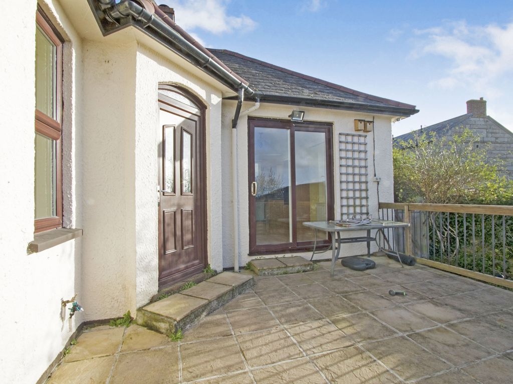 2 bed bungalow for sale in Sanctuary Lane, Helston TR13 Zoopla