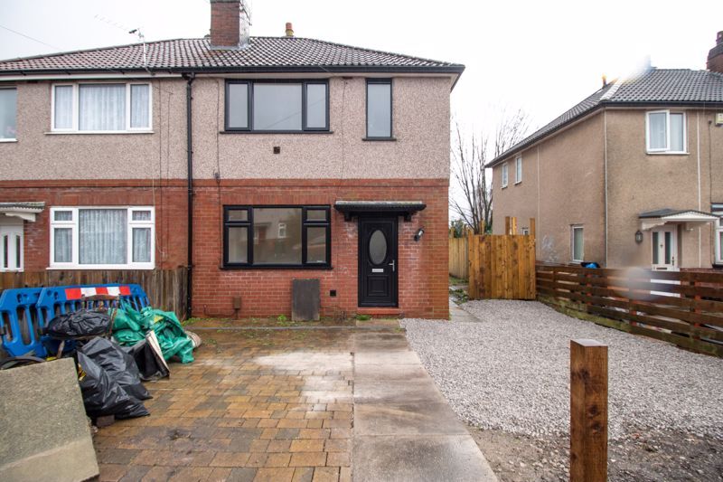 3 bed semidetached house for sale in Crescent Avenue, Farnworth, Bolton BL4 Zoopla