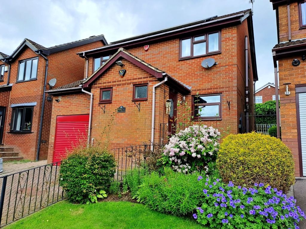 4 bed detached house for sale in Brentwood Drive, Werrington, StokeOn