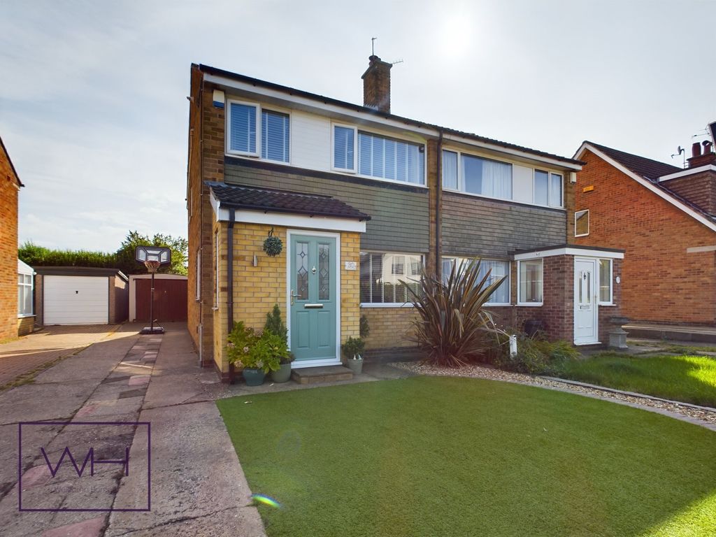 3 bed semidetached house to rent in Westmorlands Way, Sprotbrough