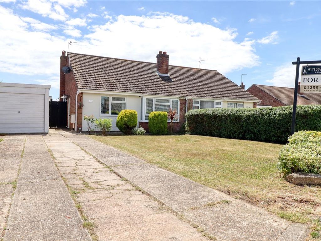 2 bed bungalow for sale in Bertram Avenue, Little Clacton, Little