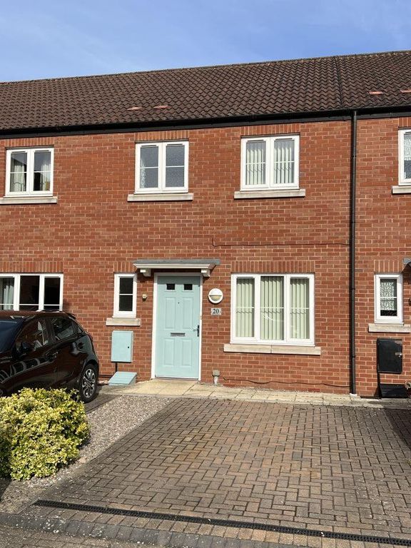 3 bed terraced house to rent in Marlstone Drive, Churchdown, Gloucester
