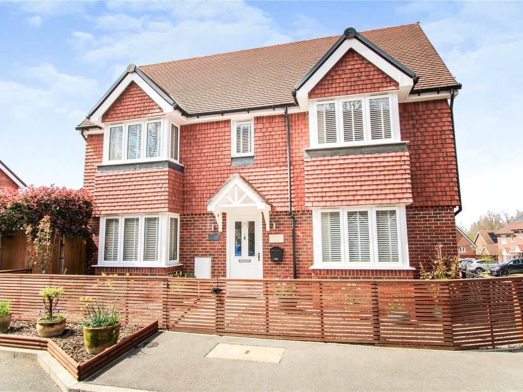 3 bed detached house for sale in Bow Lake Gardens, Eastleigh, Hampshire SO50 Zoopla
