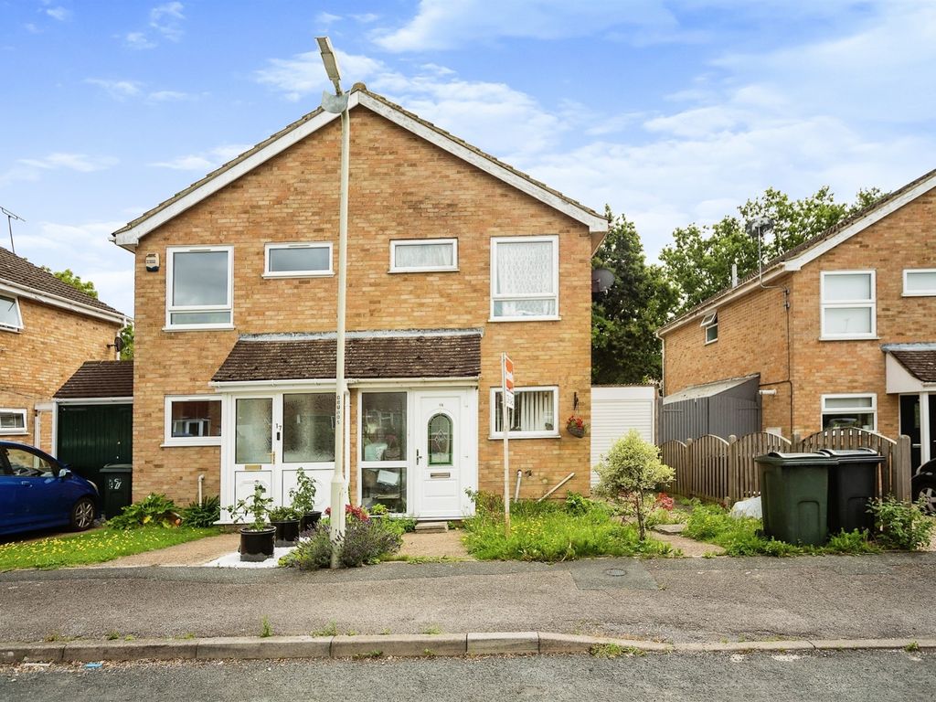 2 bed semidetached house for sale in Green Lane, Kingsnorth, Ashford