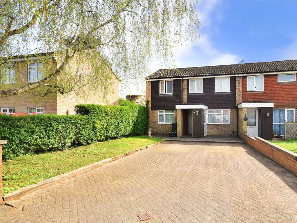 3 bed end terrace house for sale in Horley, Surrey RH6, £425,000 Zoopla