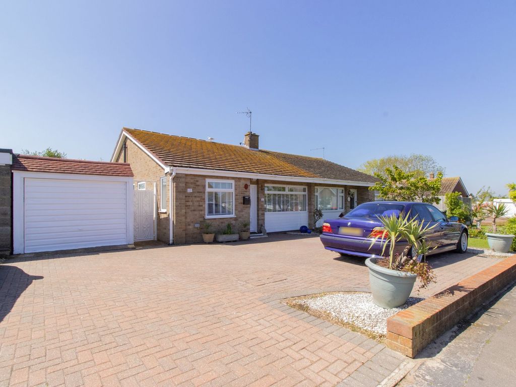 4 bed semidetached house for sale in Mount View Road, Herne Bay CT6, £