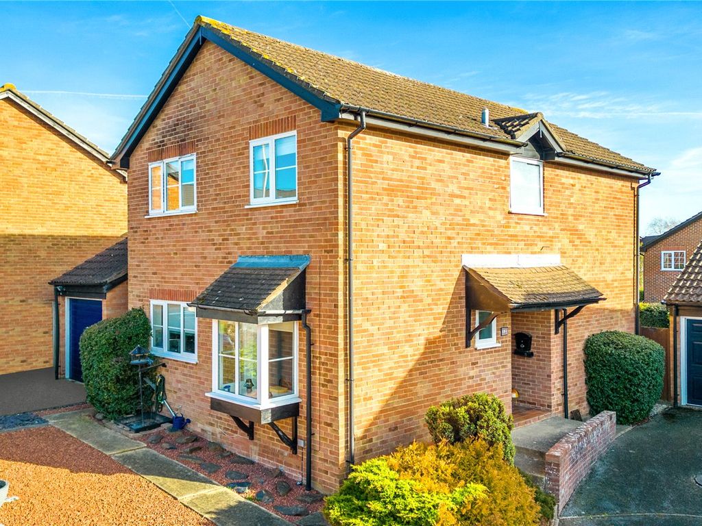 4 bed detached house for sale in Denton Close, Thatcham, Berkshire RG19