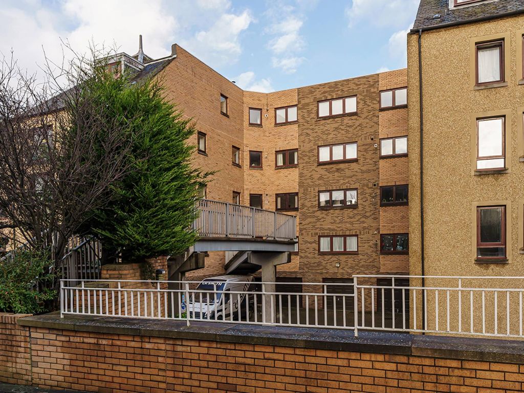 2 bed flat for sale in East Parkside The Maltings, Newington, Edinburgh