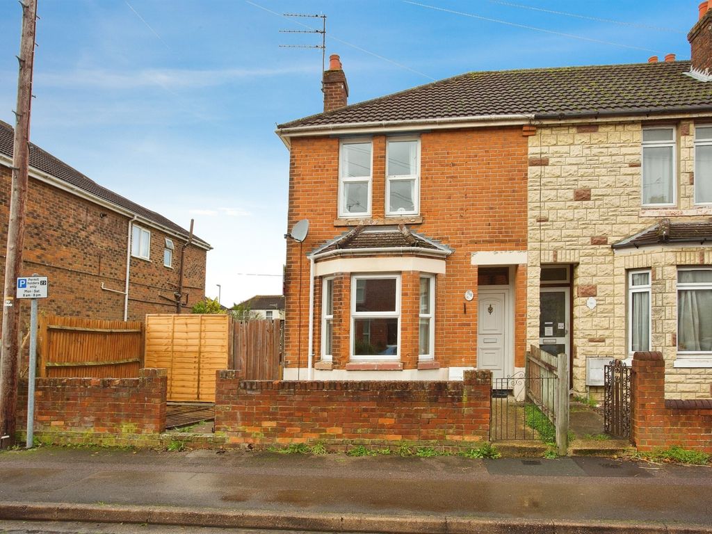 3 bed semidetached house for sale in Nutbeem Road, Eastleigh SO50, £