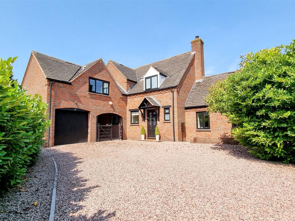 4 bed detached house for sale in Foley Rise, Hartpury, Gloucester GL19