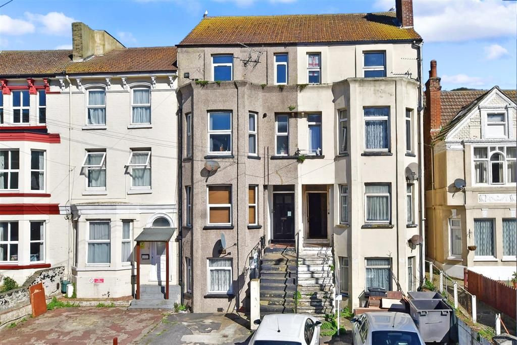 2 bed flat for sale in Folkestone Road, Dover, Kent CT17 Zoopla