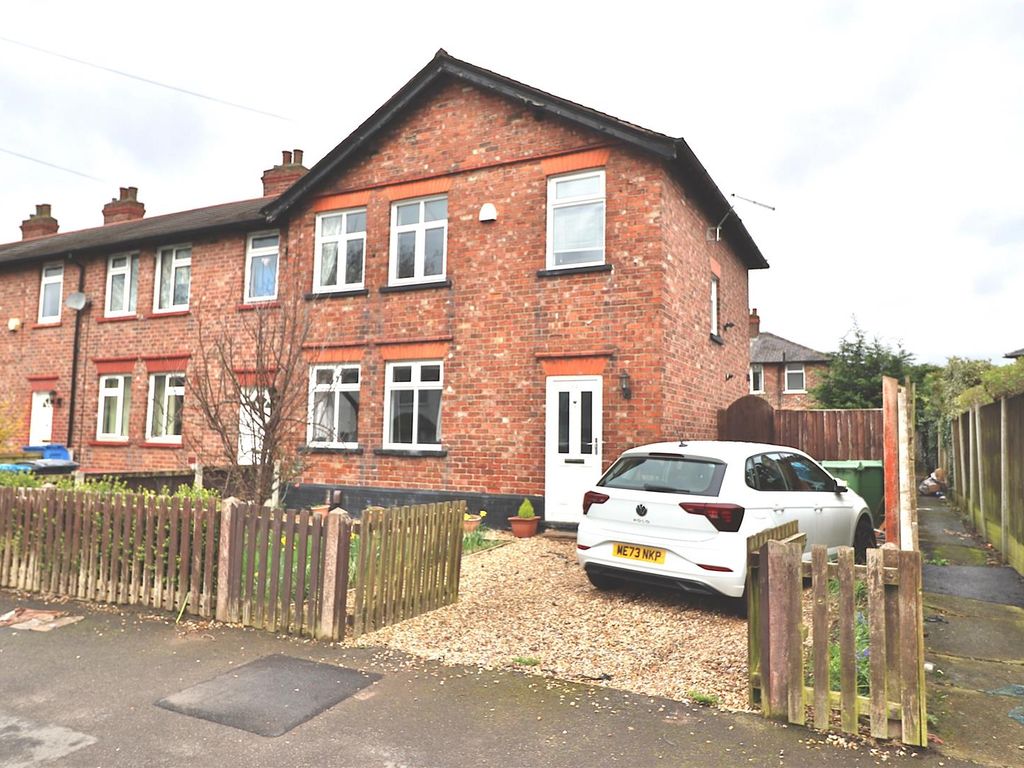 3 bed end terrace house for sale in Reynolds Street, Latchford