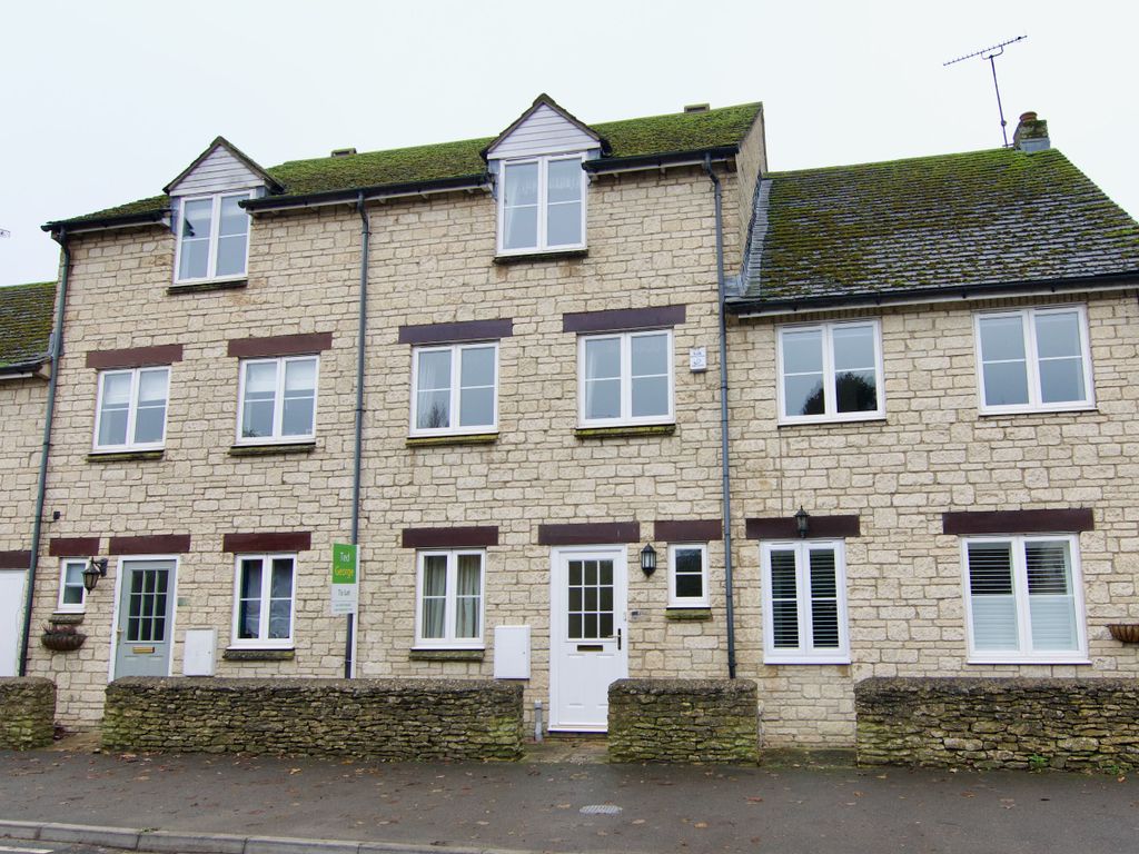 3 bed terraced house to rent in Shipton Road, MiltonUnderWychwood