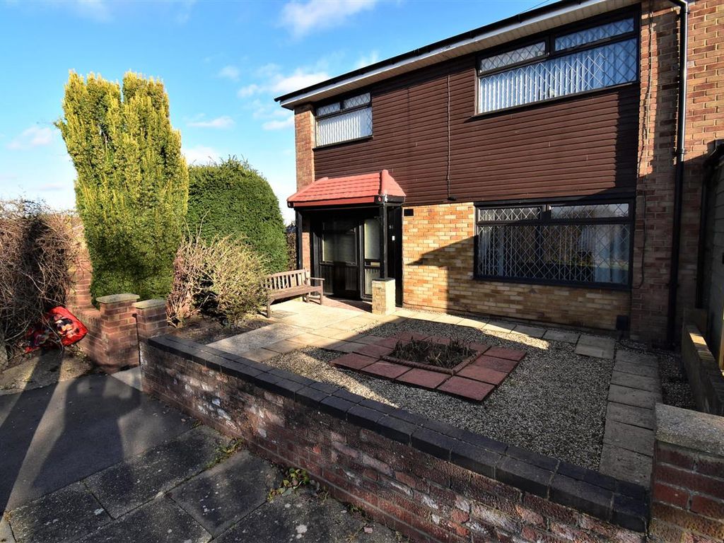 3 bed end terrace house for sale in Cedar Road, Grays RM16 Zoopla