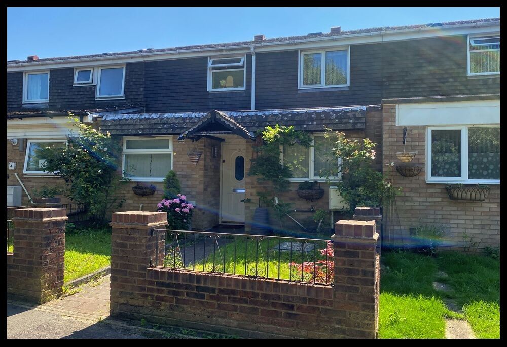 3 bed terraced house for sale in Jersey Close, Lordshill, Southampton