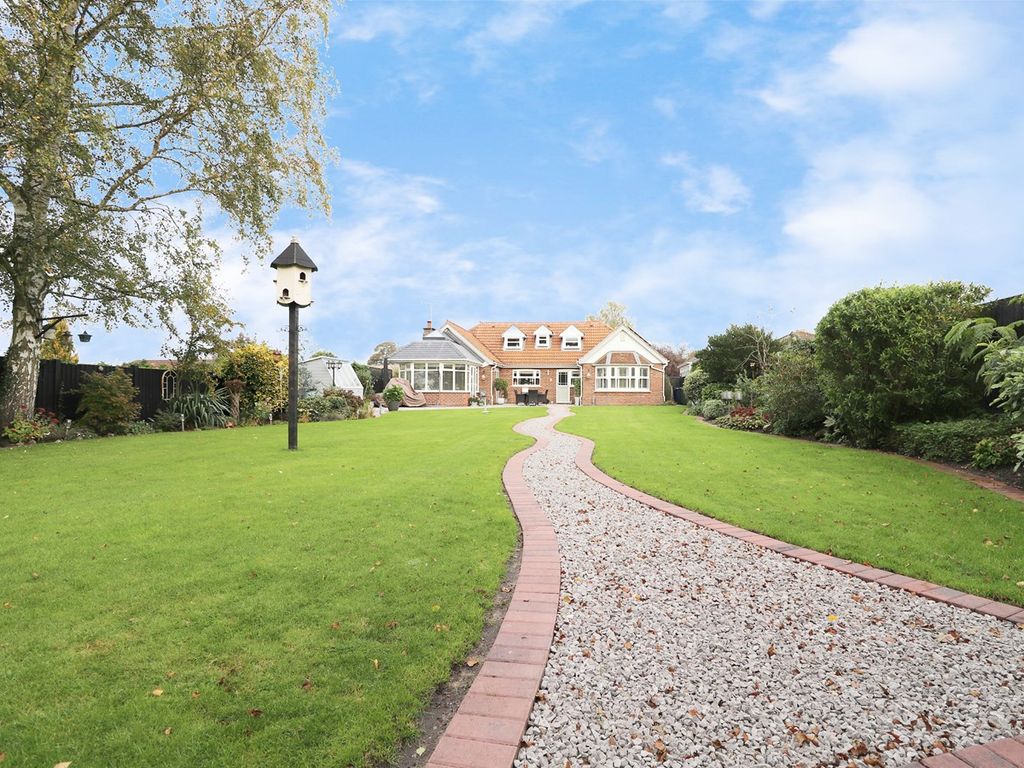 5 bed detached house for sale in Westgate, Scotton DN21, £622,000 Zoopla