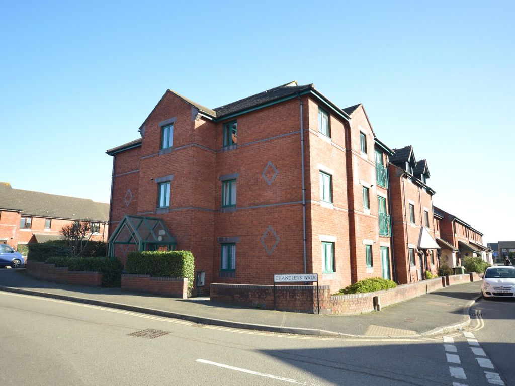 2 bed flat to rent in Chandlers Walk, Haven Banks, Exeter EX2, £900 pcm
