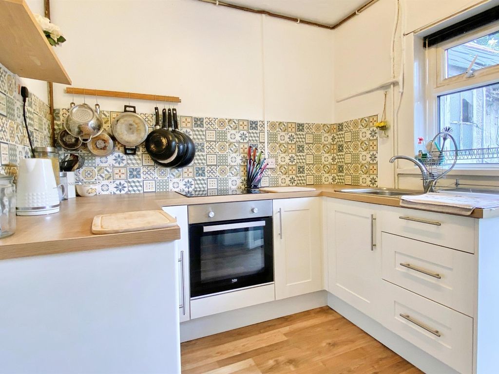 Sevenoaks Road, Cardiff CF5  