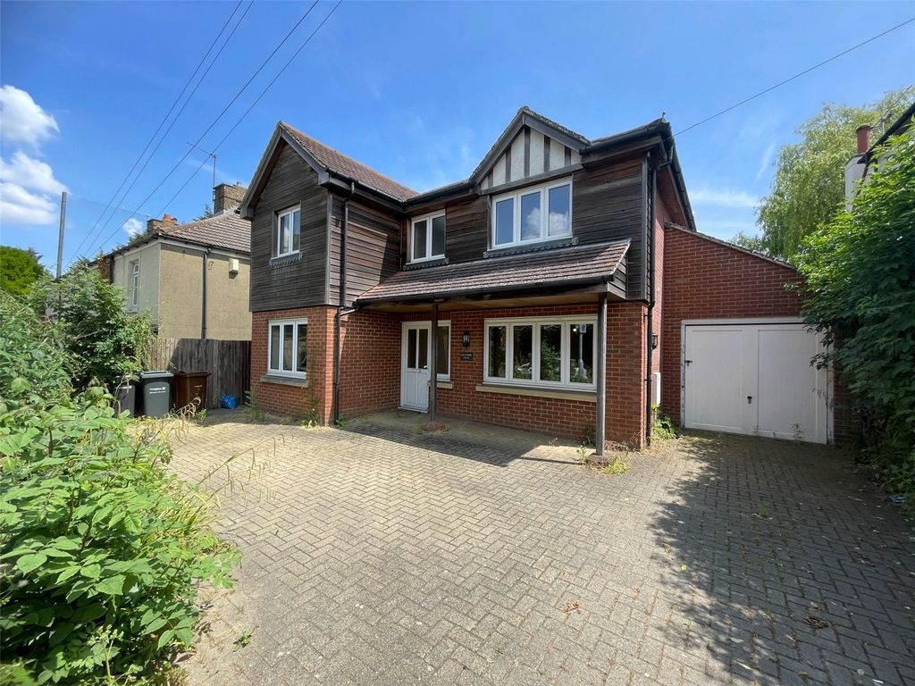 4 bed detached house for sale in Wrotham Road, Gravesend, Kent DA11