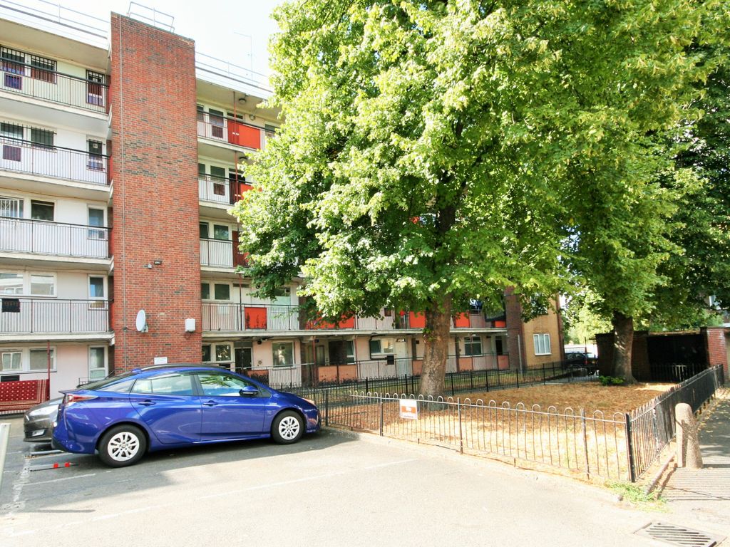 2 bed flat for sale in Seagrave Close, Wellesley Street, London E1 Zoopla