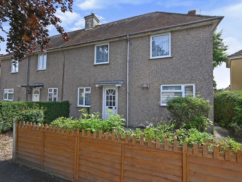 3 bed semidetached house for sale in Linden Road, Reading RG2 Zoopla