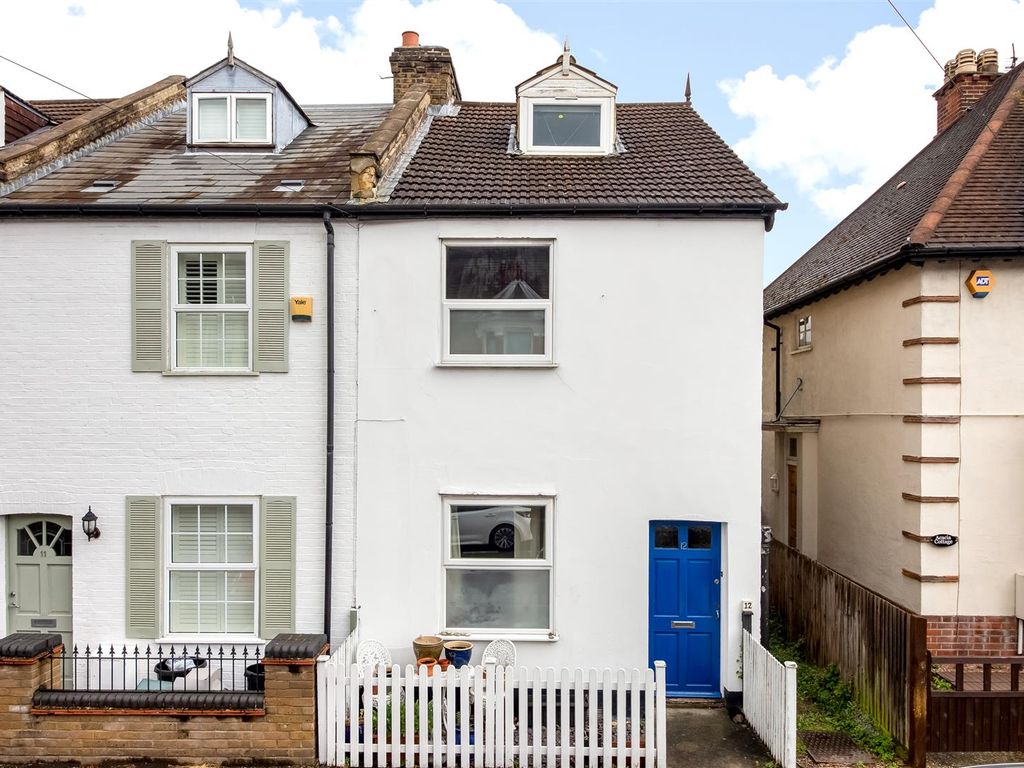 4 bed end terrace house for sale in Acacia Road, Beckenham BR3, £